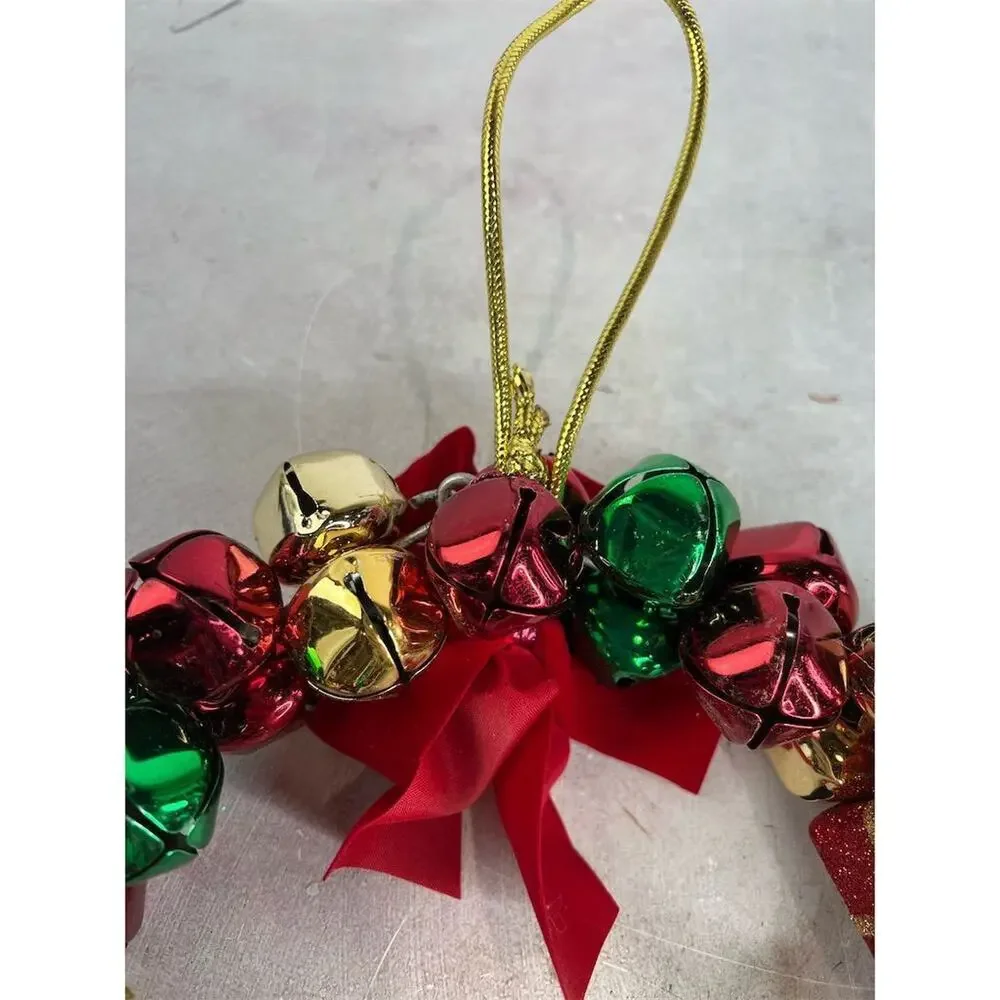 Unknown plastic wreath