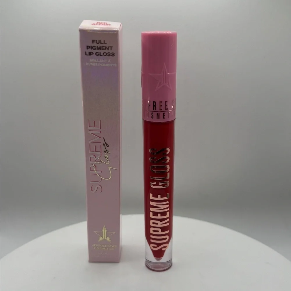 Jeffree Star unleash bold