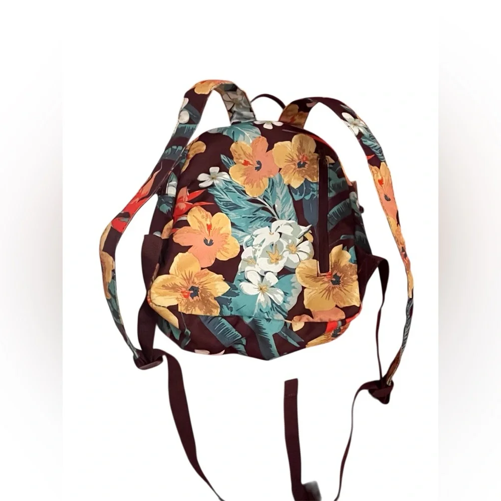 Dakine vibrant backpack
