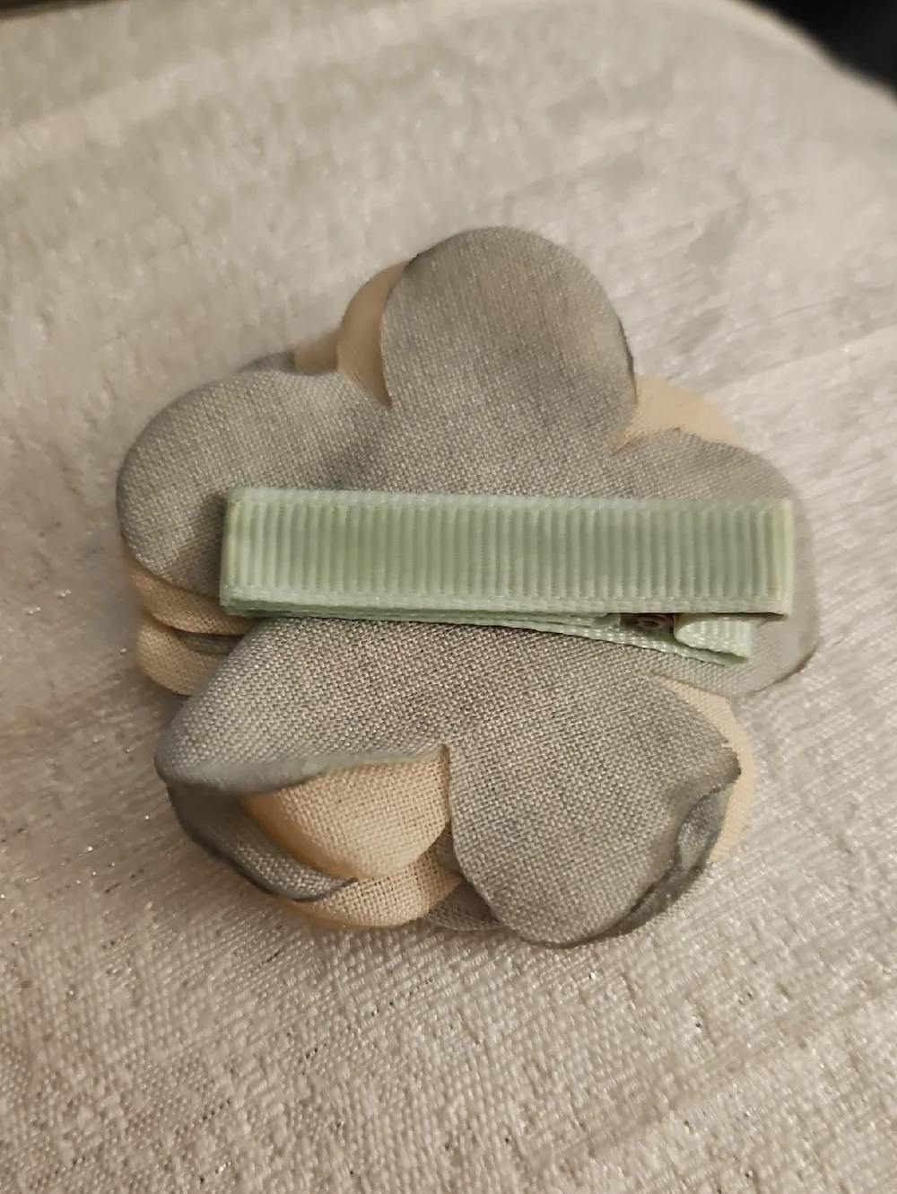 Vintage barrette clip