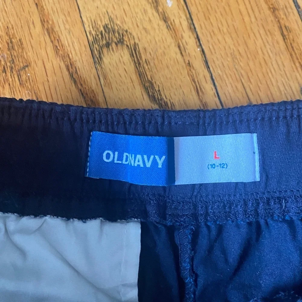 Old Navy stylish dark