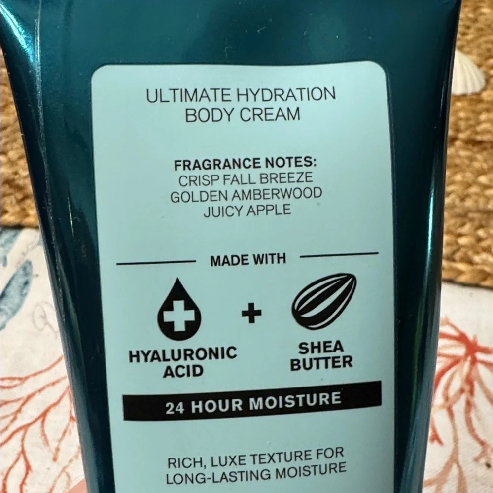 Bath & Body Works gingham heart