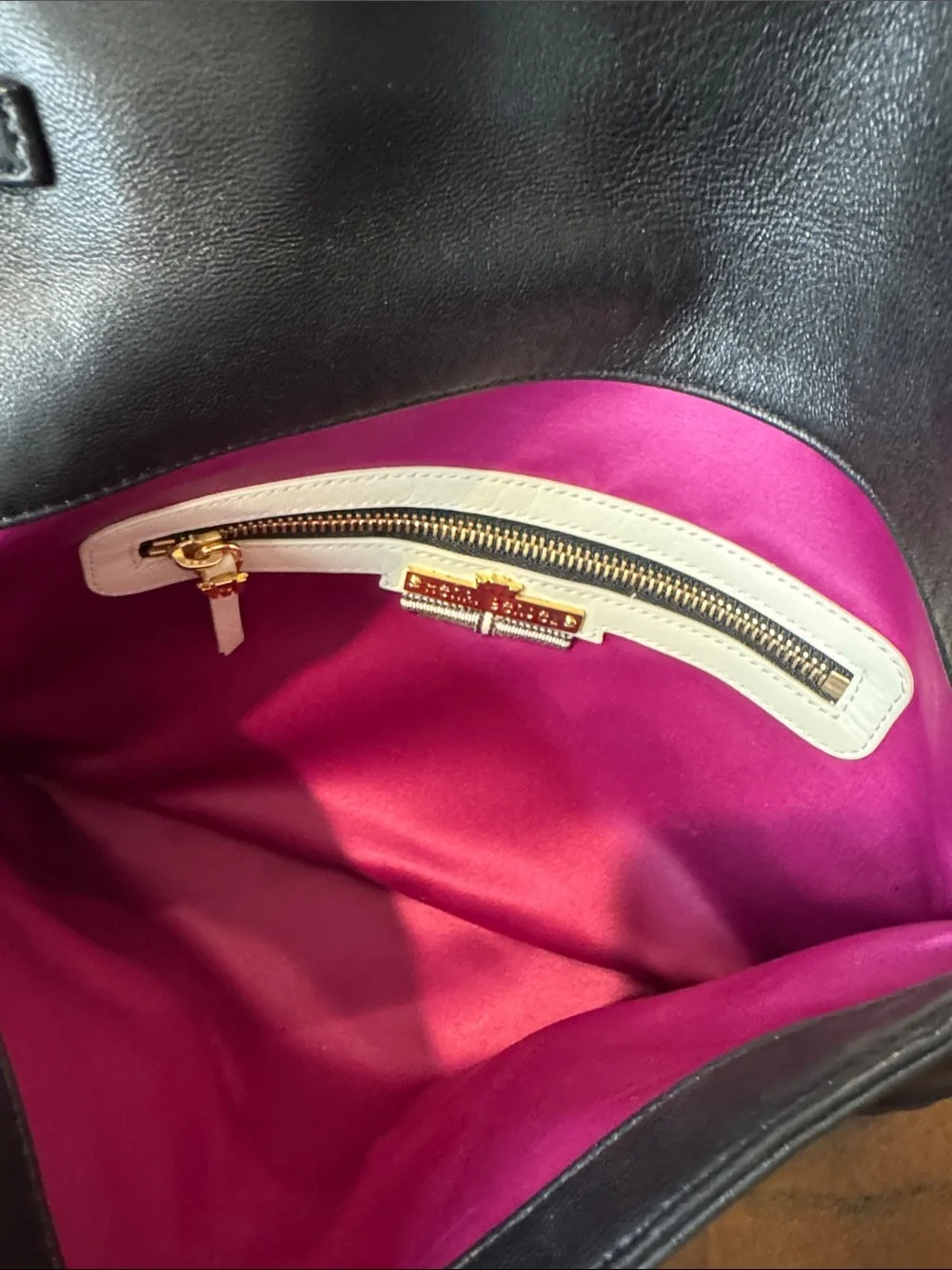 henri bendel polished black
