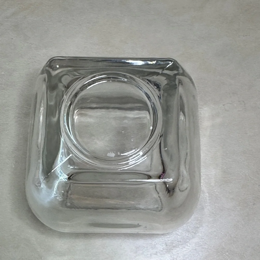 N/A elegant square