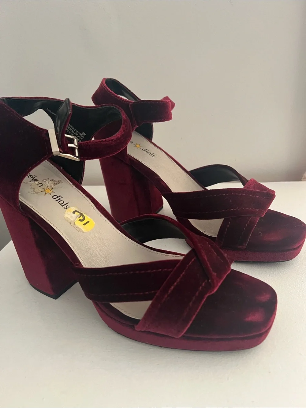 N/A chic burgundy