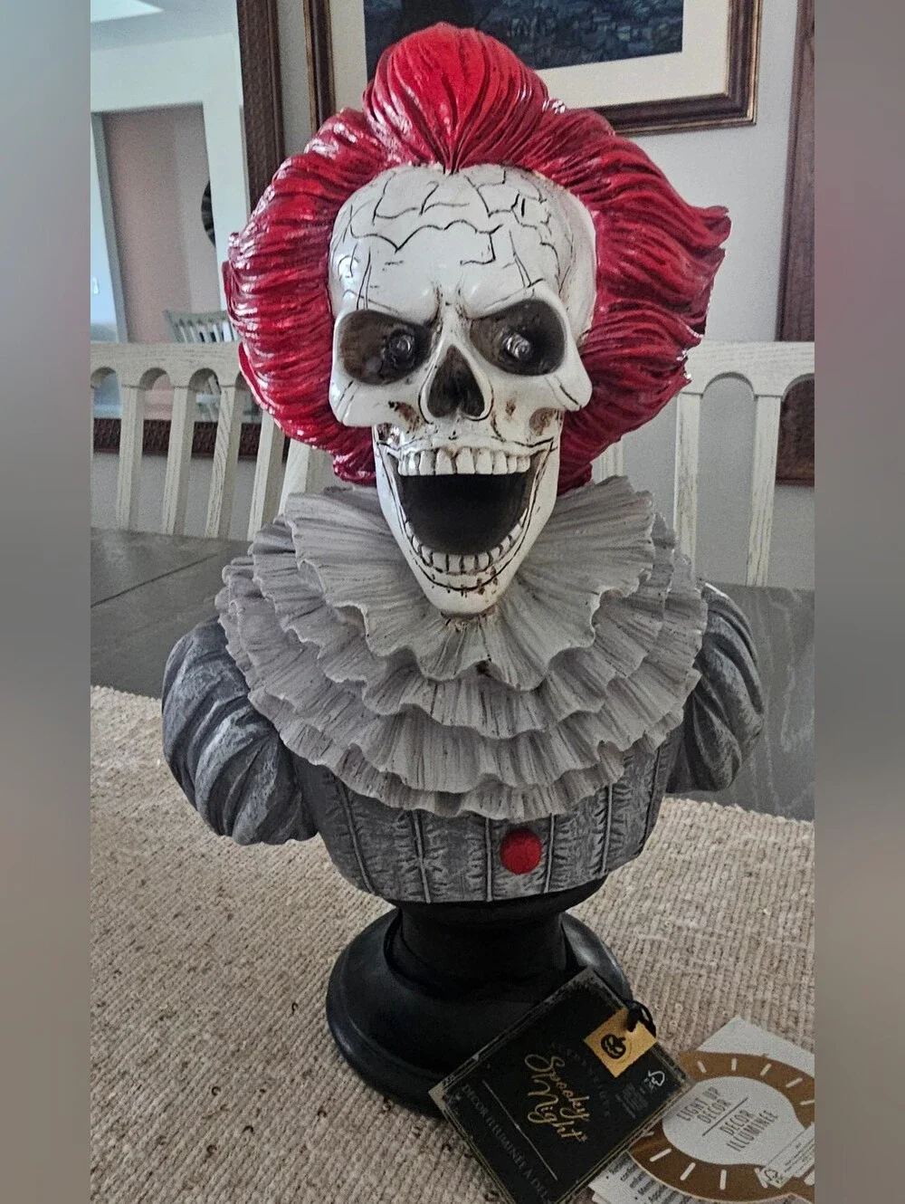 NWT! Pennywise Light Up Skeleton Halloween Bust 🤡