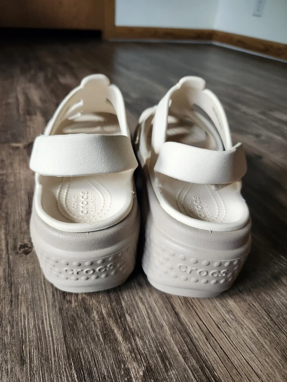 Crocs Stomp Fisherman Platform Sandals