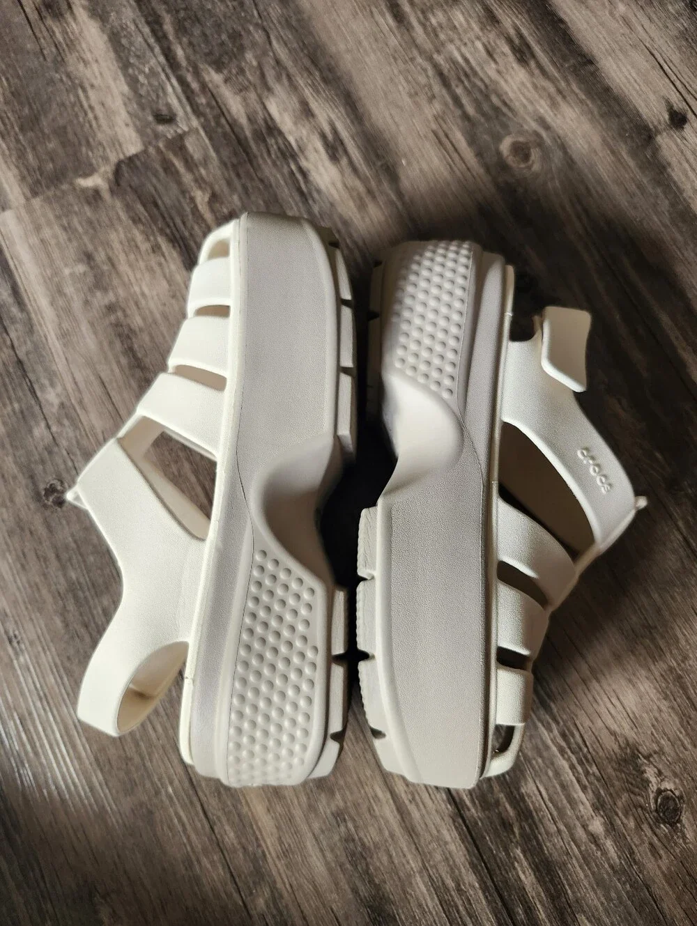 Crocs Stomp Fisherman Platform Sandals