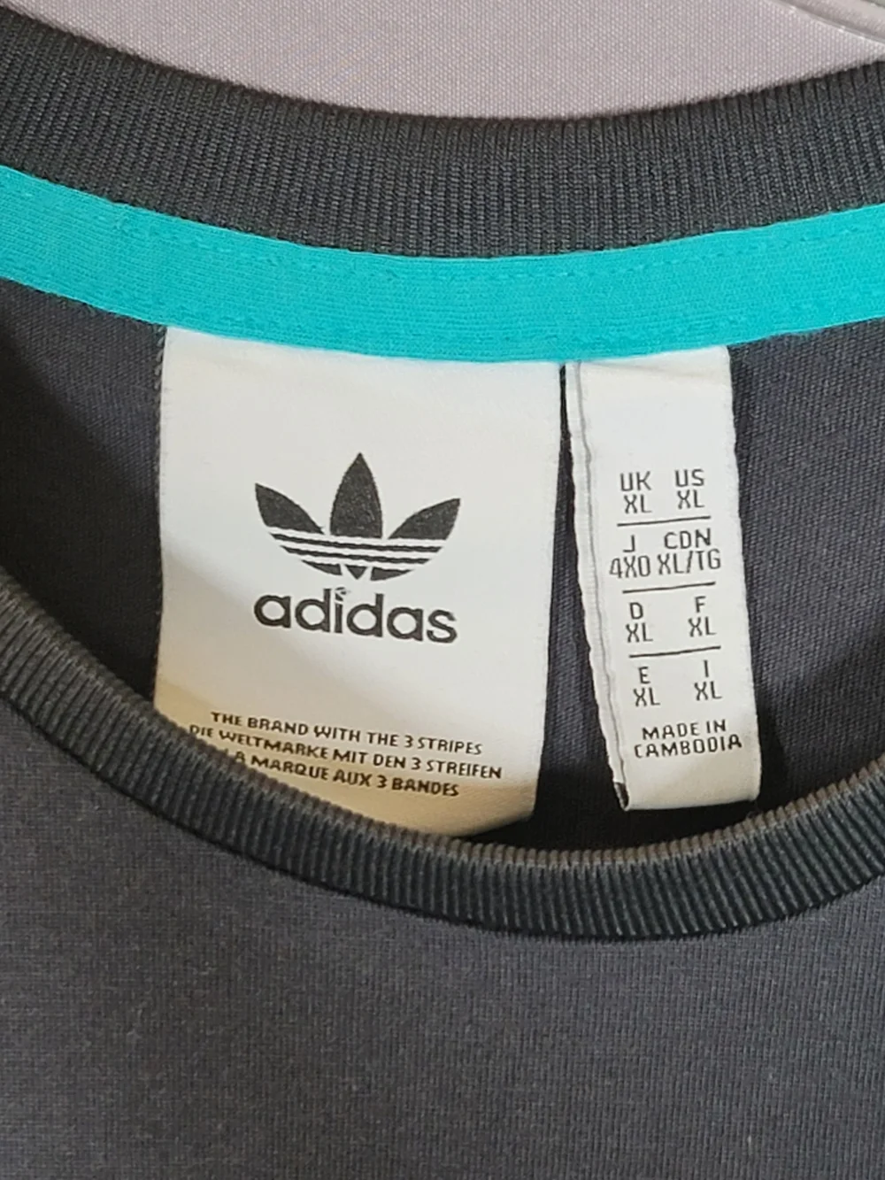 adidas originals graphic