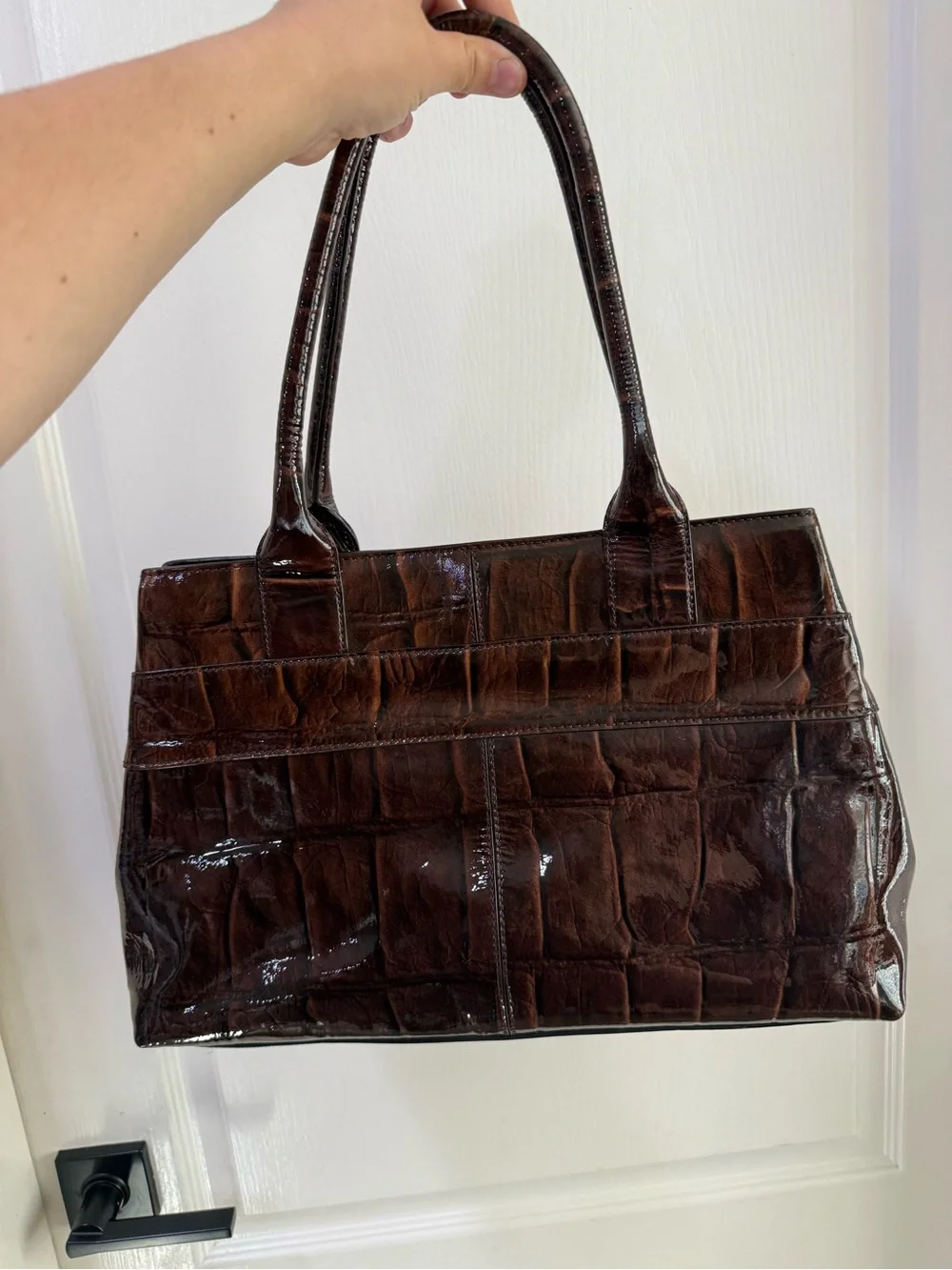 kate spade complements timeless carrying