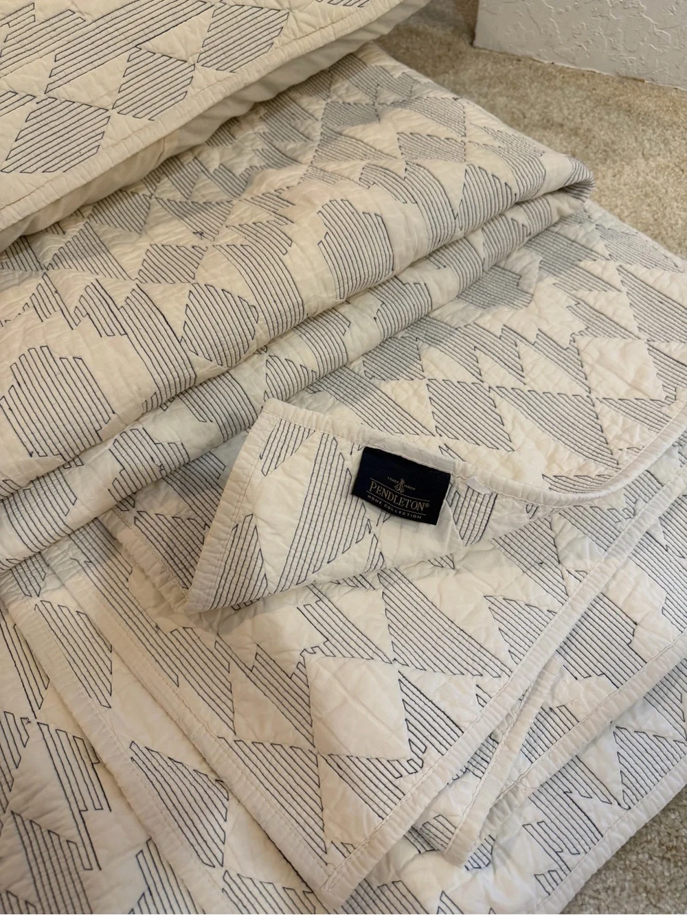 King Pendleton YUMA STAR STITCHED QUILT SET