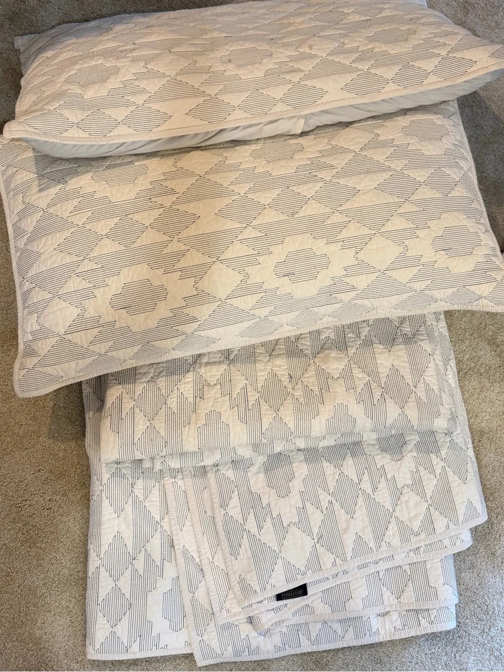 King Pendleton YUMA STAR STITCHED QUILT SET