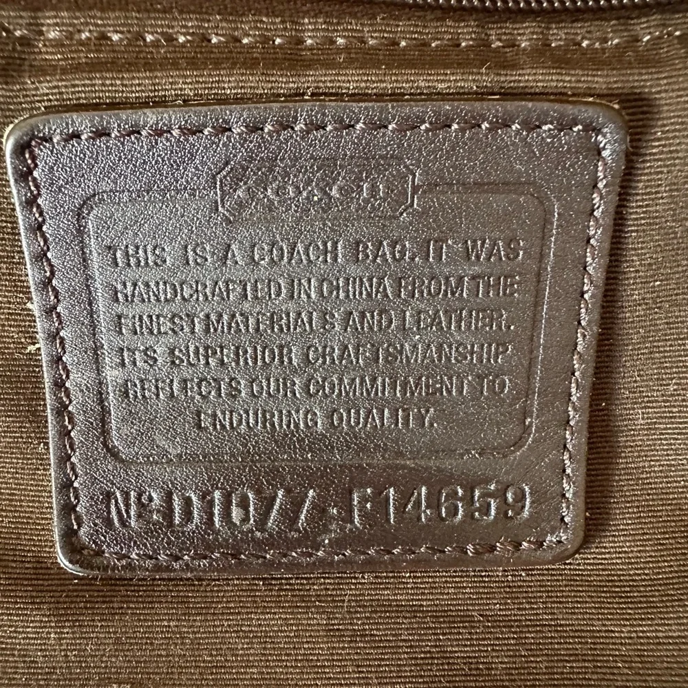 Coach this classic