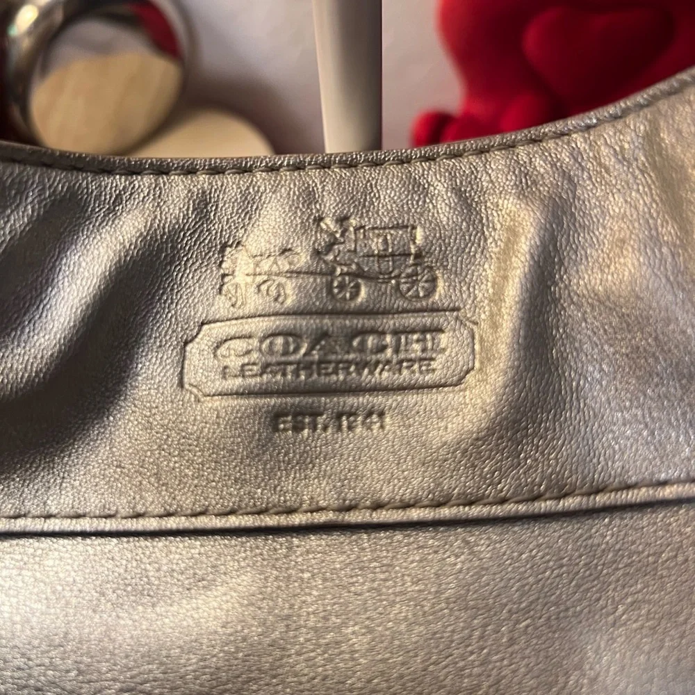 Coach 2008 Zoe Silver Leather Hobo Shoulder Bag Creed J0882-12671 (PIF)