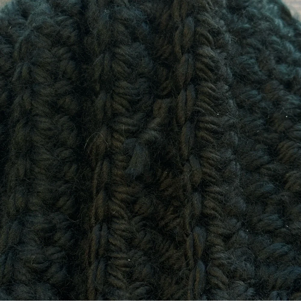 Handmade knit men flaws