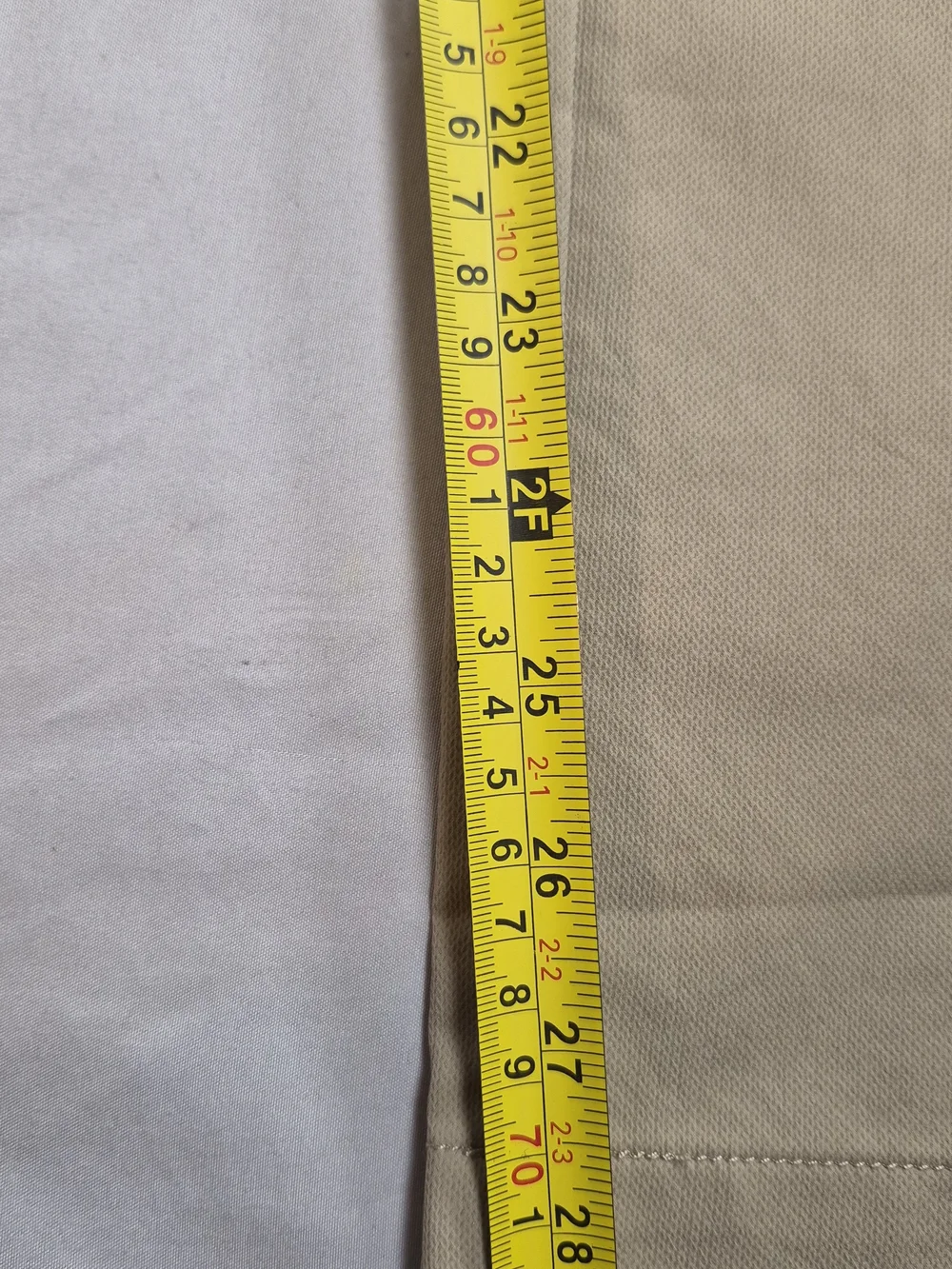 Men's Classic Banana Republic Khaki Pants - Neutral Beige Size 32×30