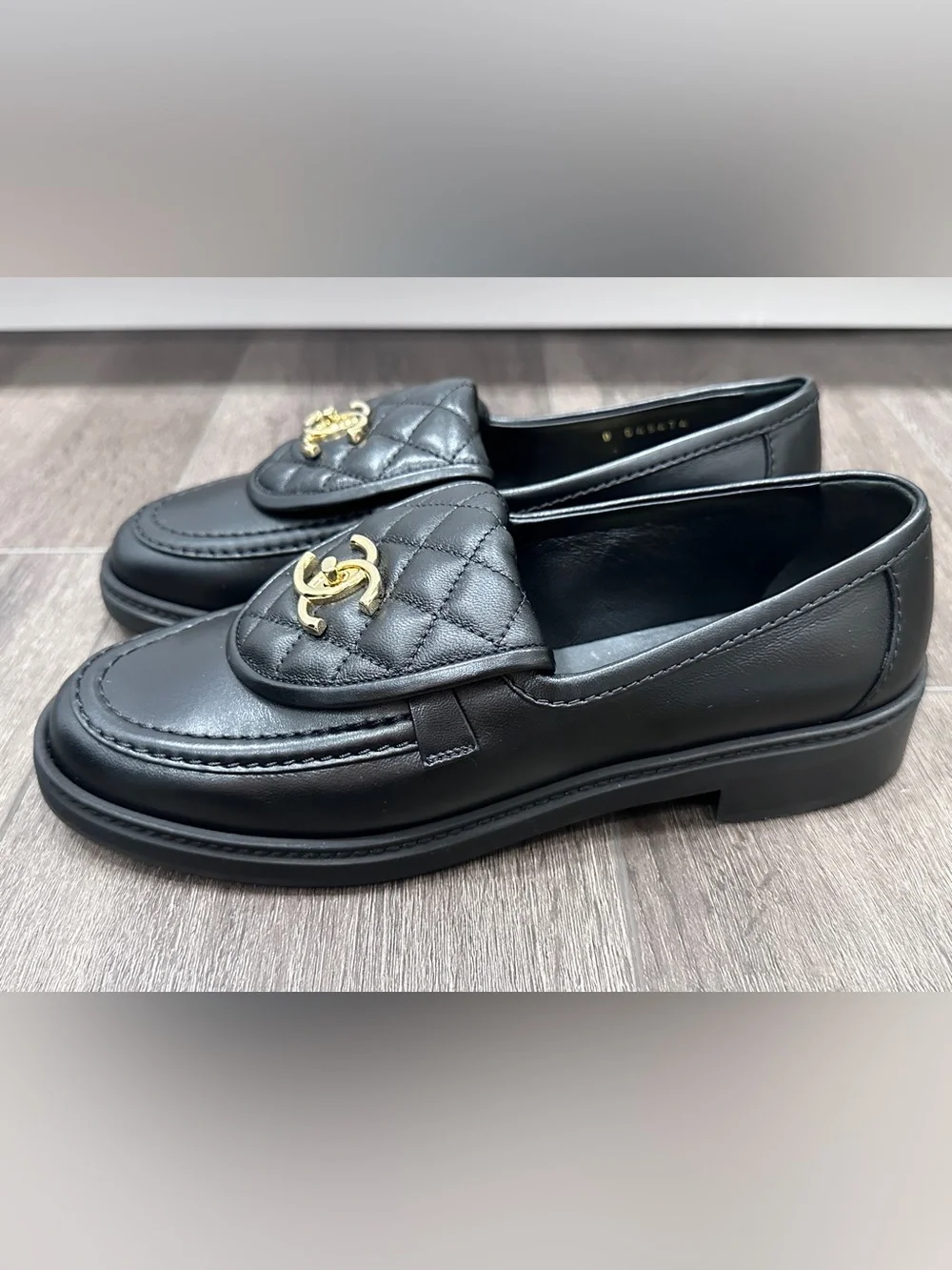 CHANEL $1 8k