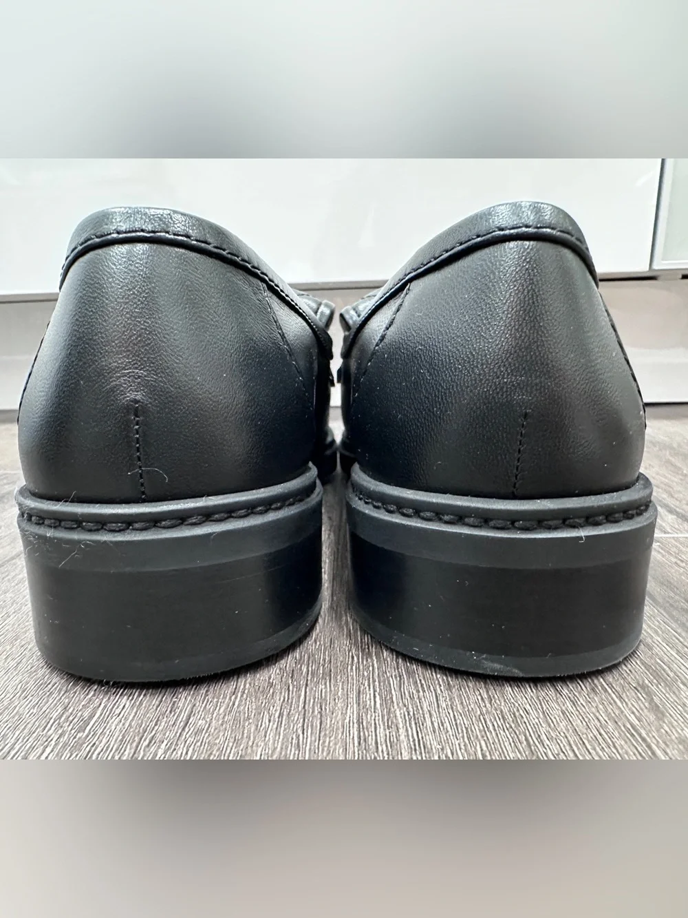CHANEL $1 8k