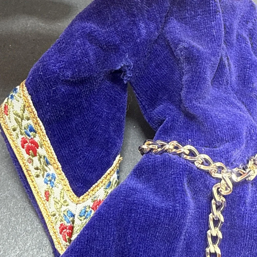 Vintage Barbie‎ #873 GUINEVERE Theater Velvet 1960's Dress With 1 Matching Shoe