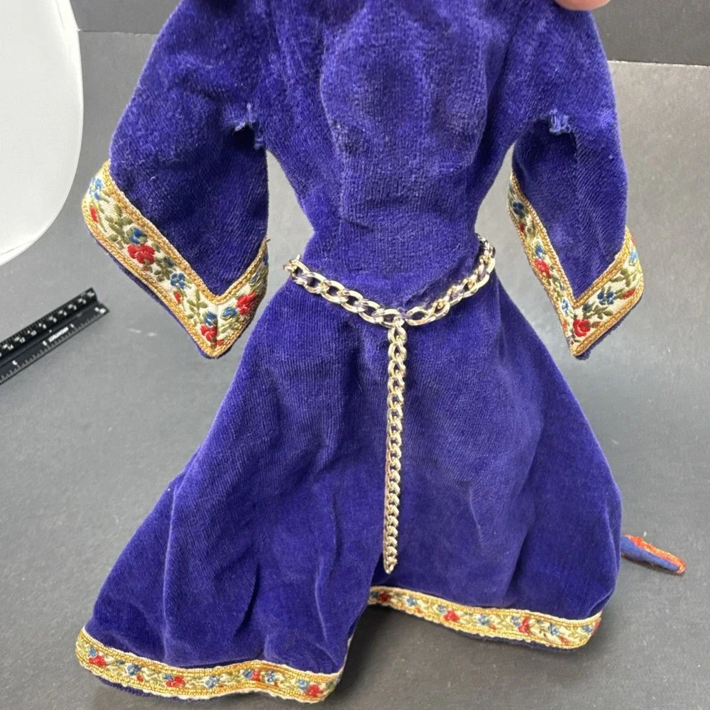 Vintage Barbie‎ #873 GUINEVERE Theater Velvet 1960's Dress With 1 Matching Shoe