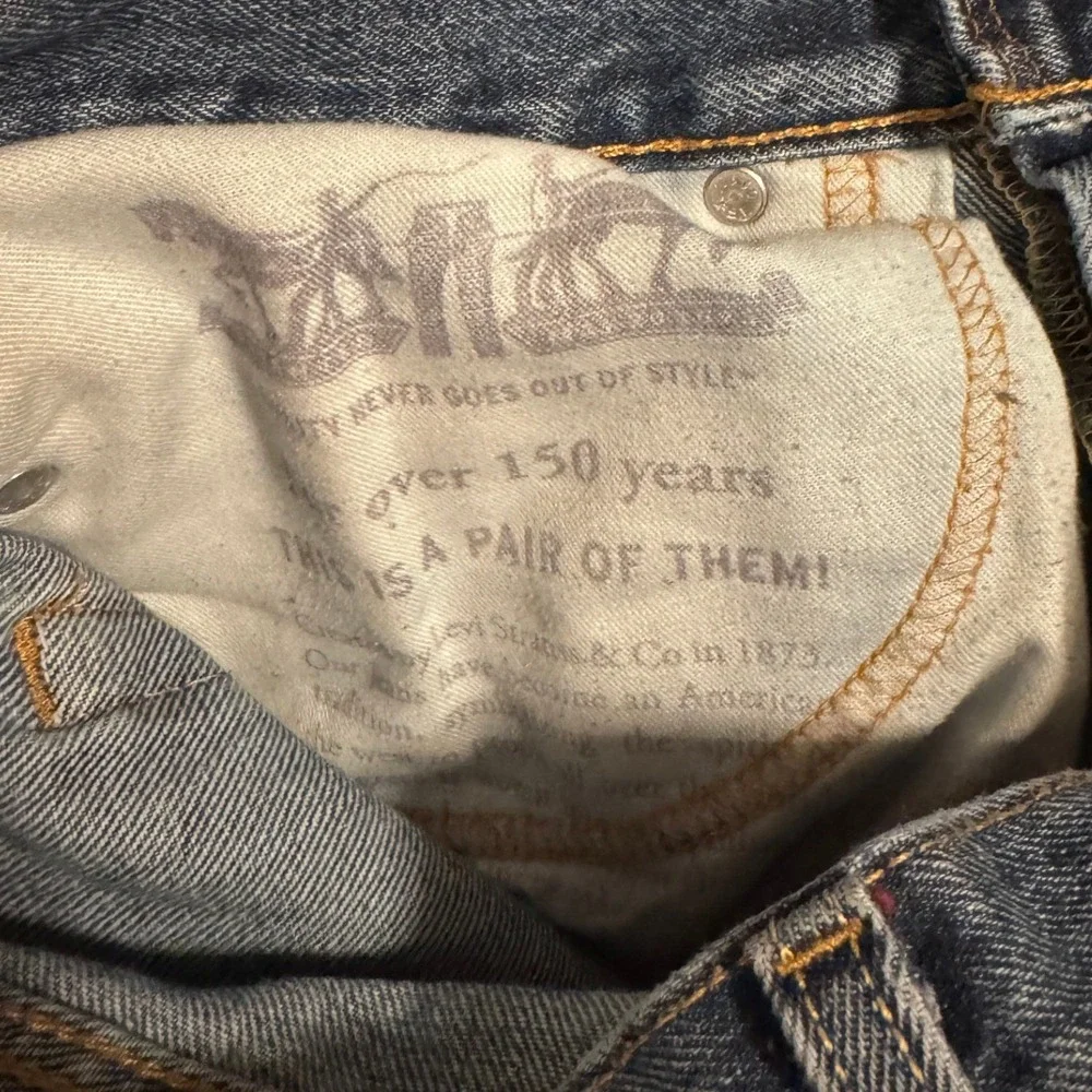 Levis 16 project look