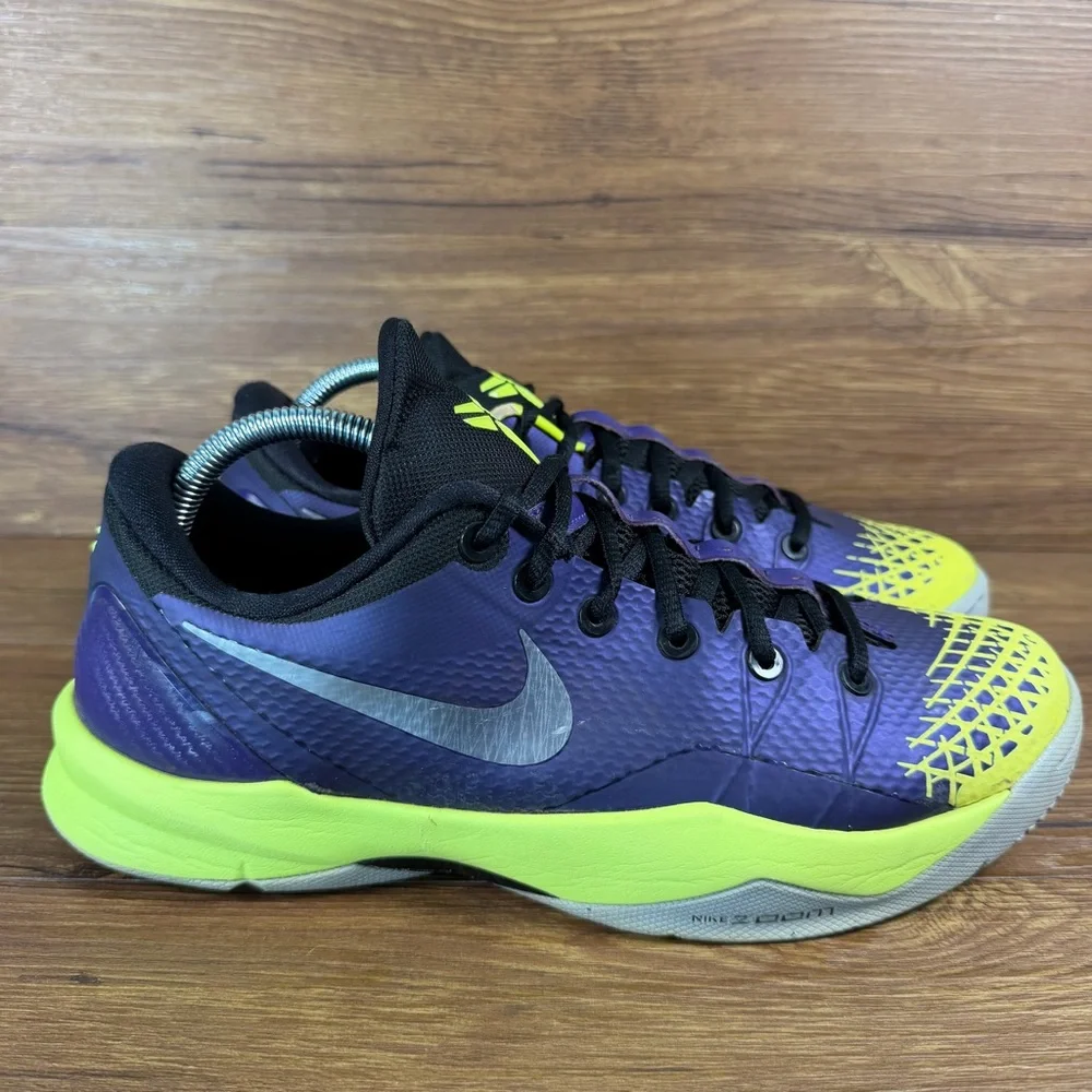 Nike Kobe Venomenon 4 Glow In The Dark Men’s Size 10 Basketball Shoes 635578-500