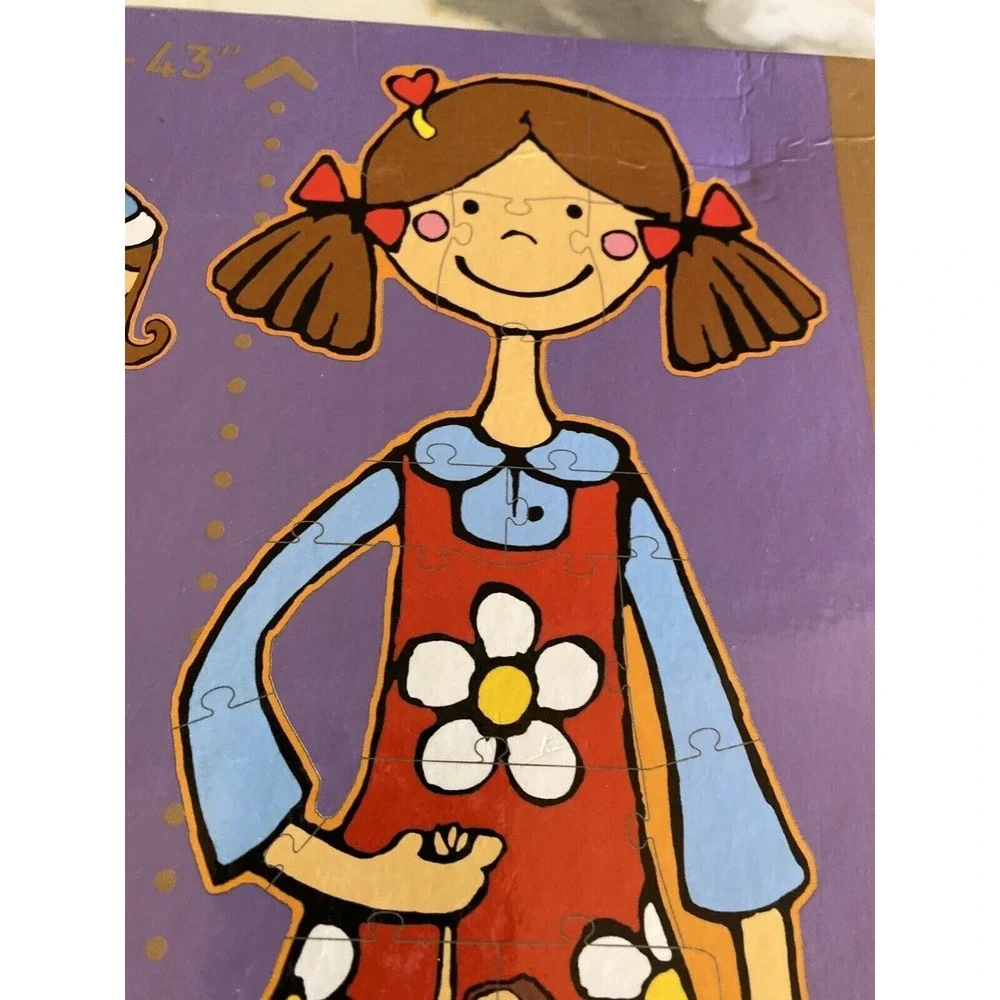 Djeco 27-Piece Stylish Lili Giant Puzzle For Ages 4+‎