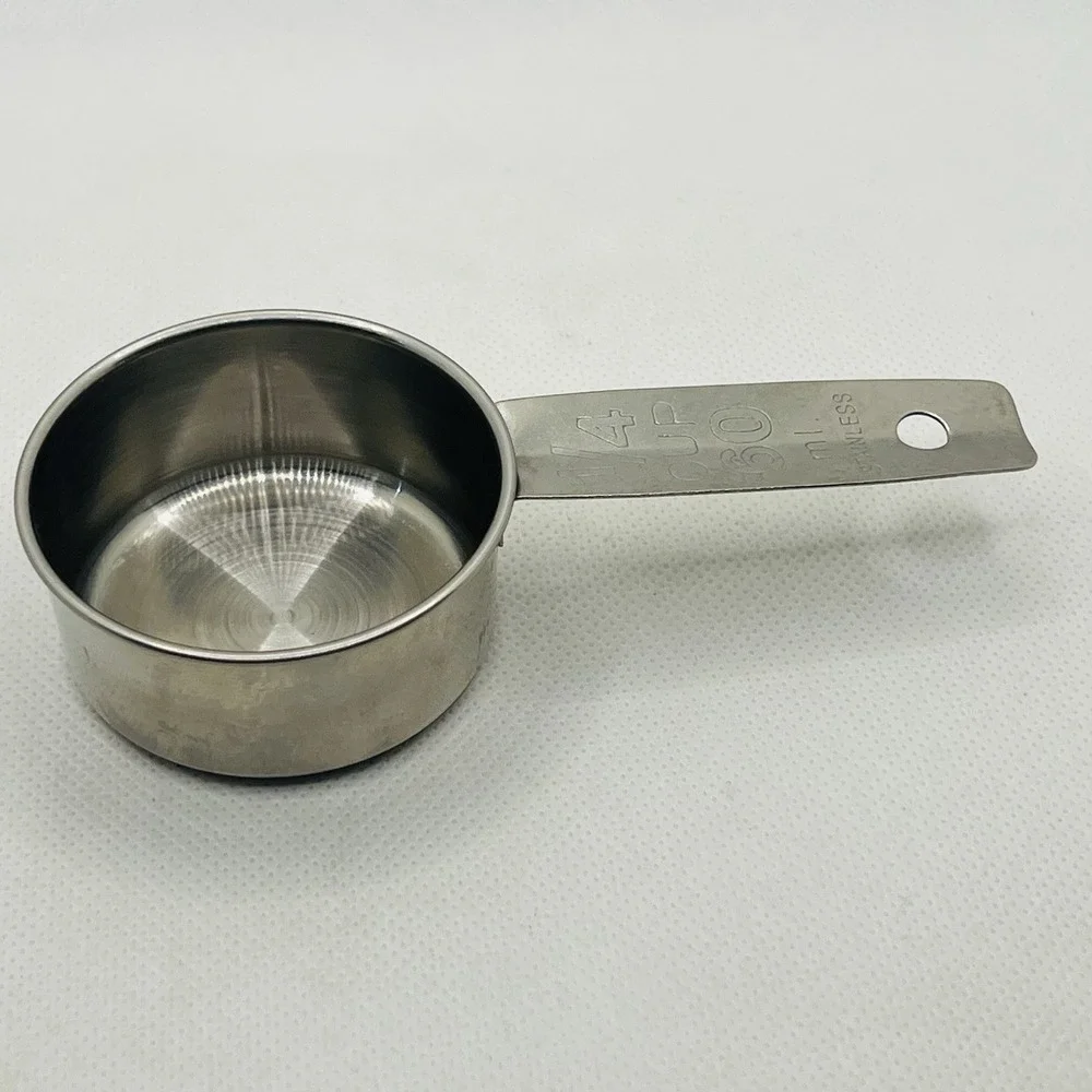 The Unbranded Brand vintage stainless