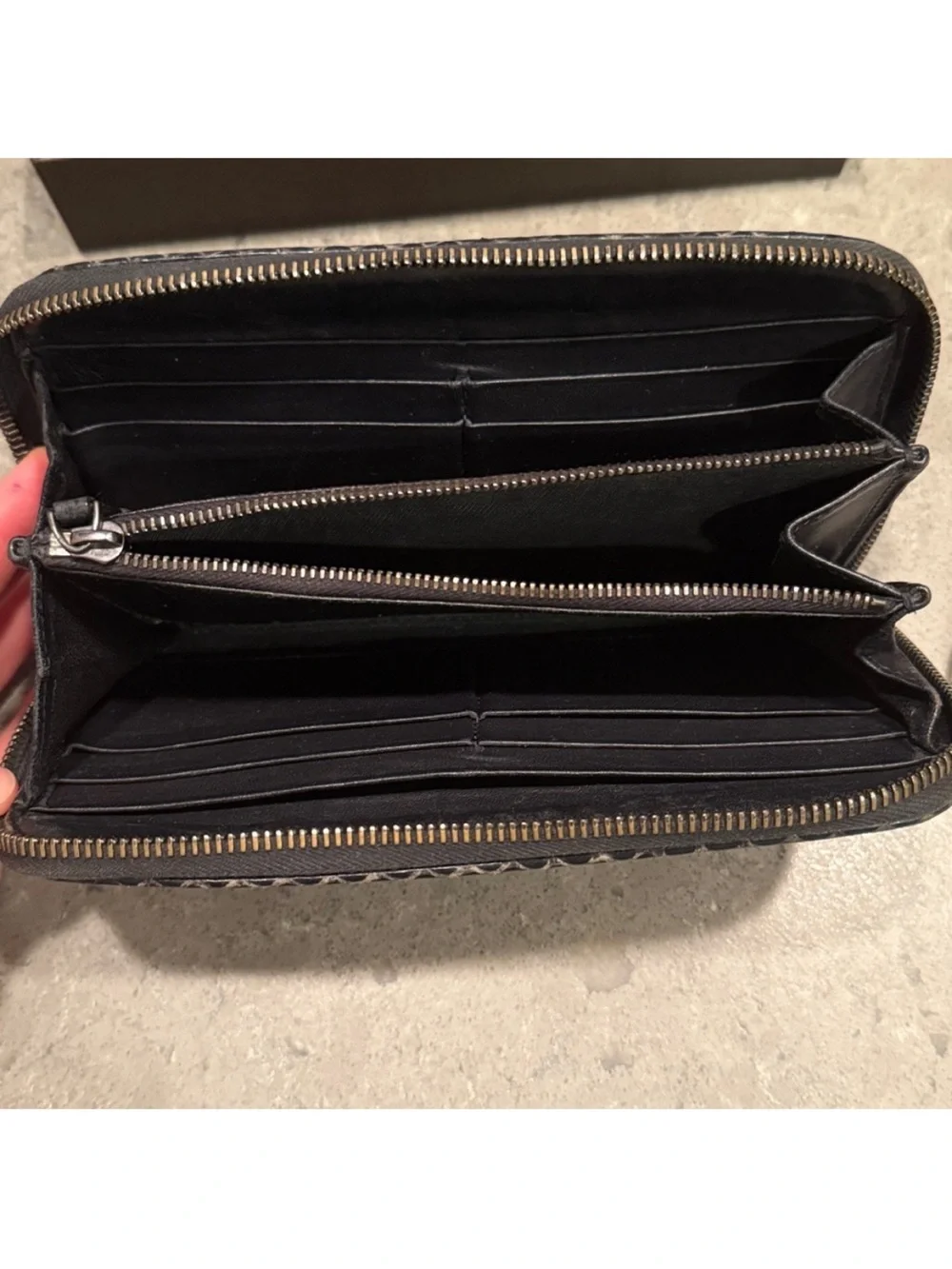 Bottega Veneta compact top