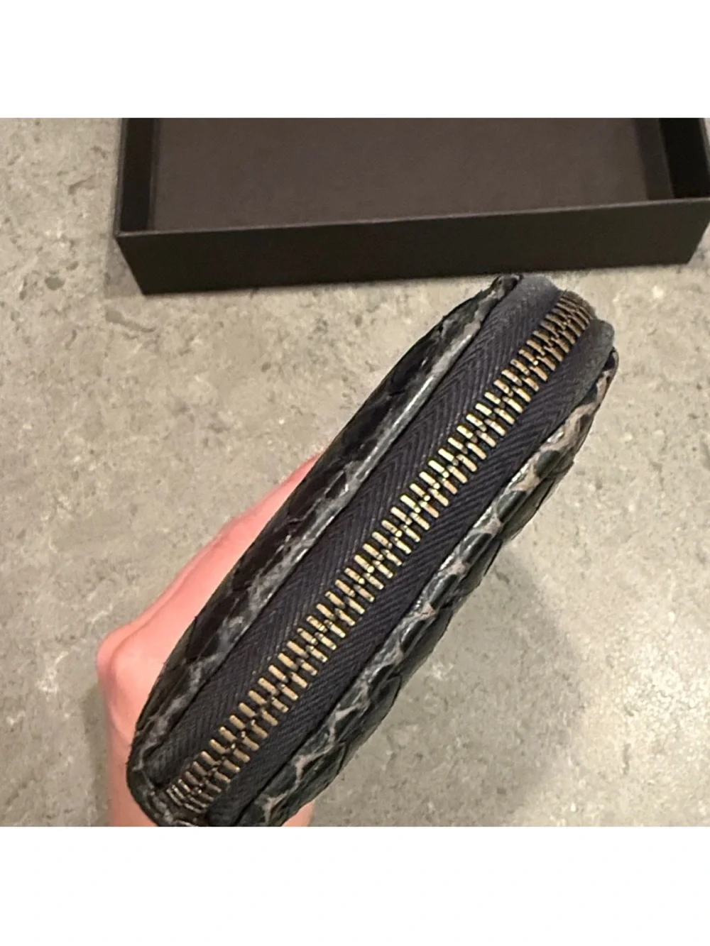 Bottega Veneta compact zip closure