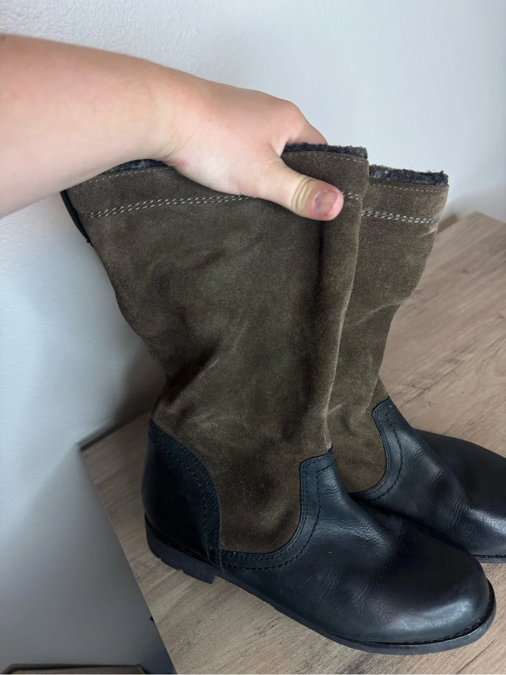 OluKai Haleakala Suede & Leather Mid-Calf Winter Boots Brown Black
