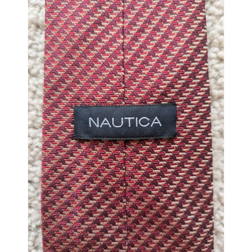 Nautica dark red