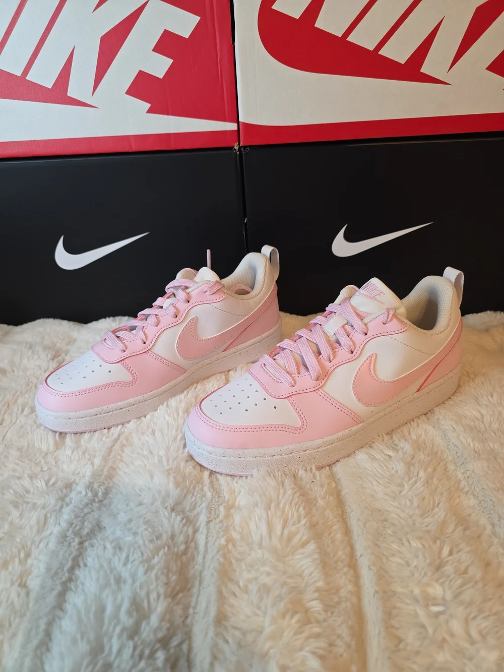 Nike classic low