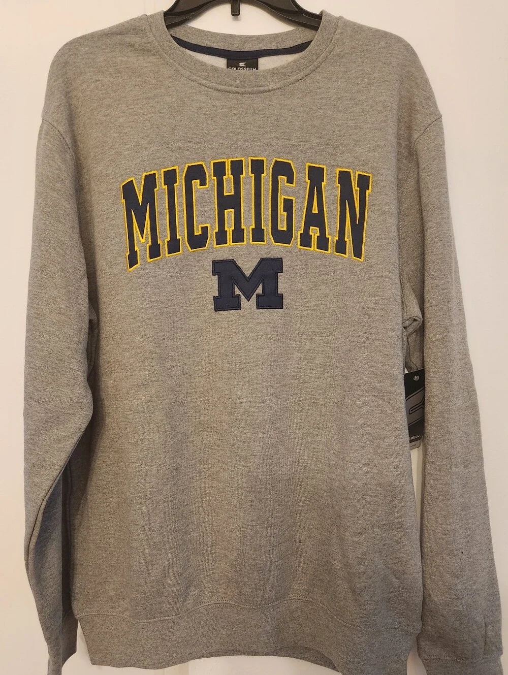 Michigan Wolverines Colosseum Arch & Logo Crew Neck MAIZE & Blue Logo New W/tags