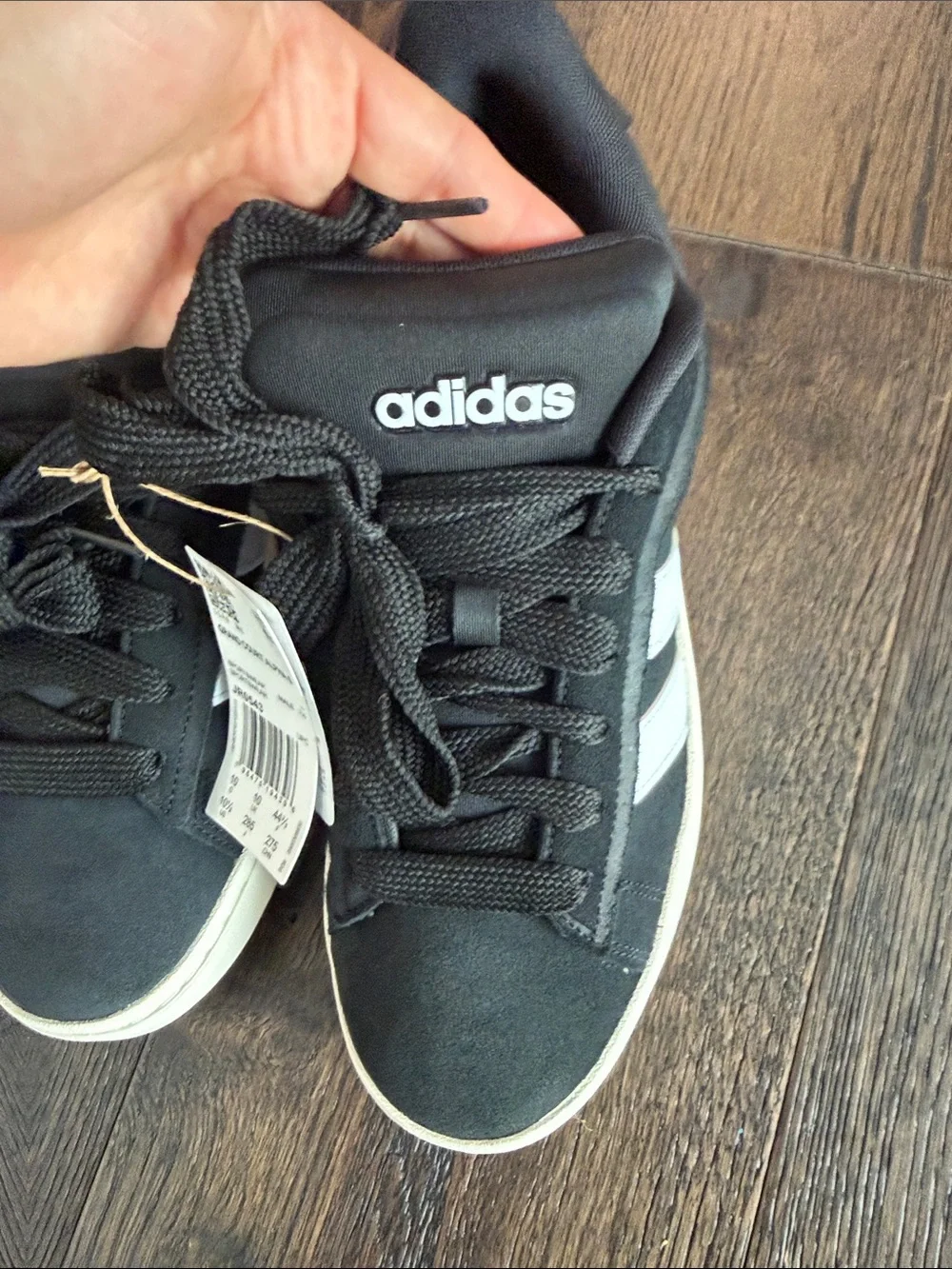 adidas sleek low
