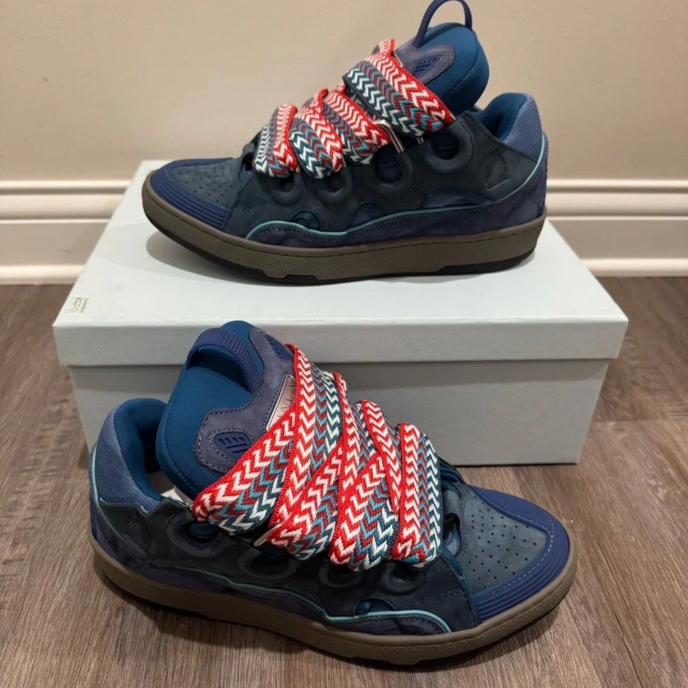 Lanvin curb blue