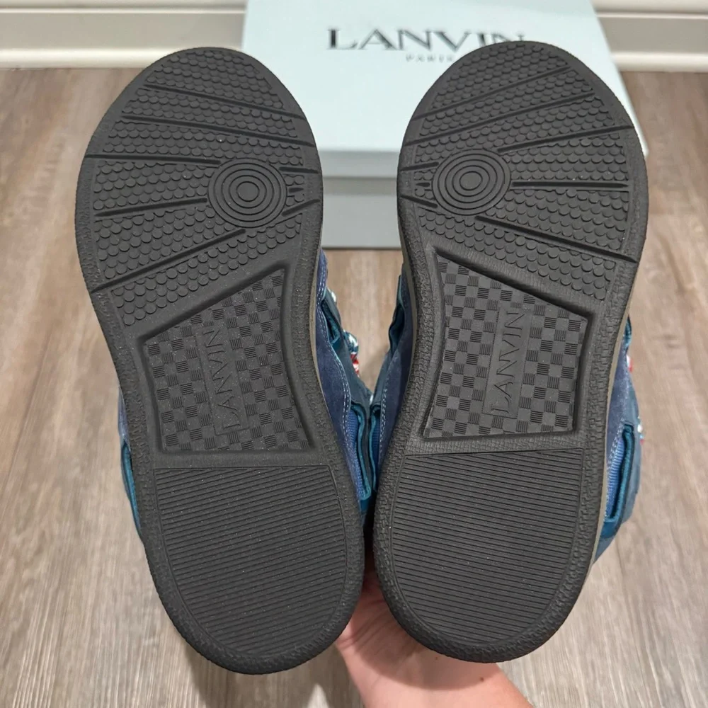 Lanvin curb blue