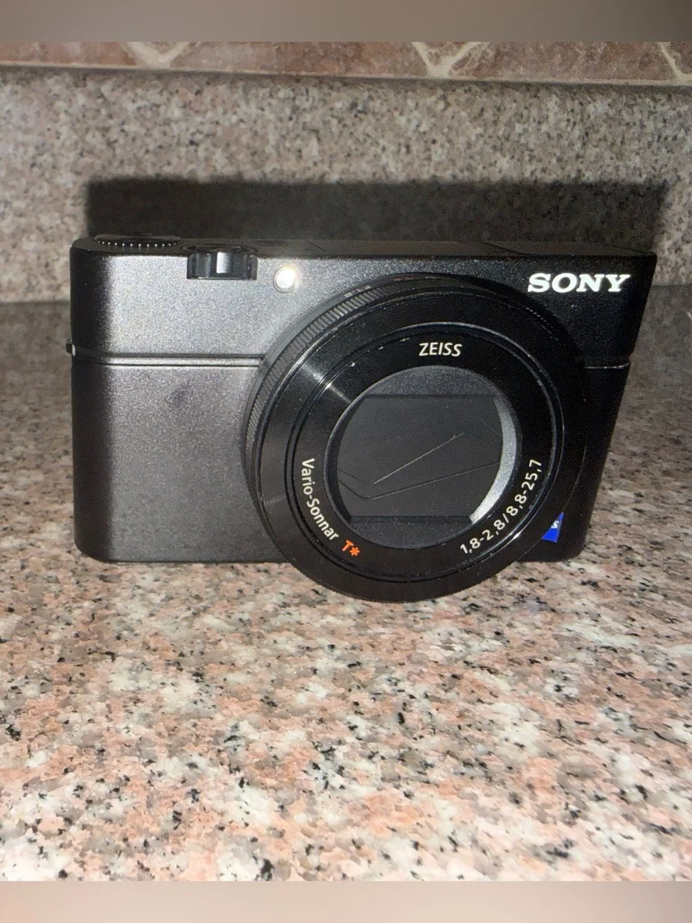 Sony compact camera