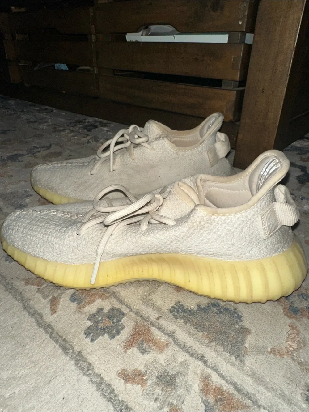 Yeezy cream knit
