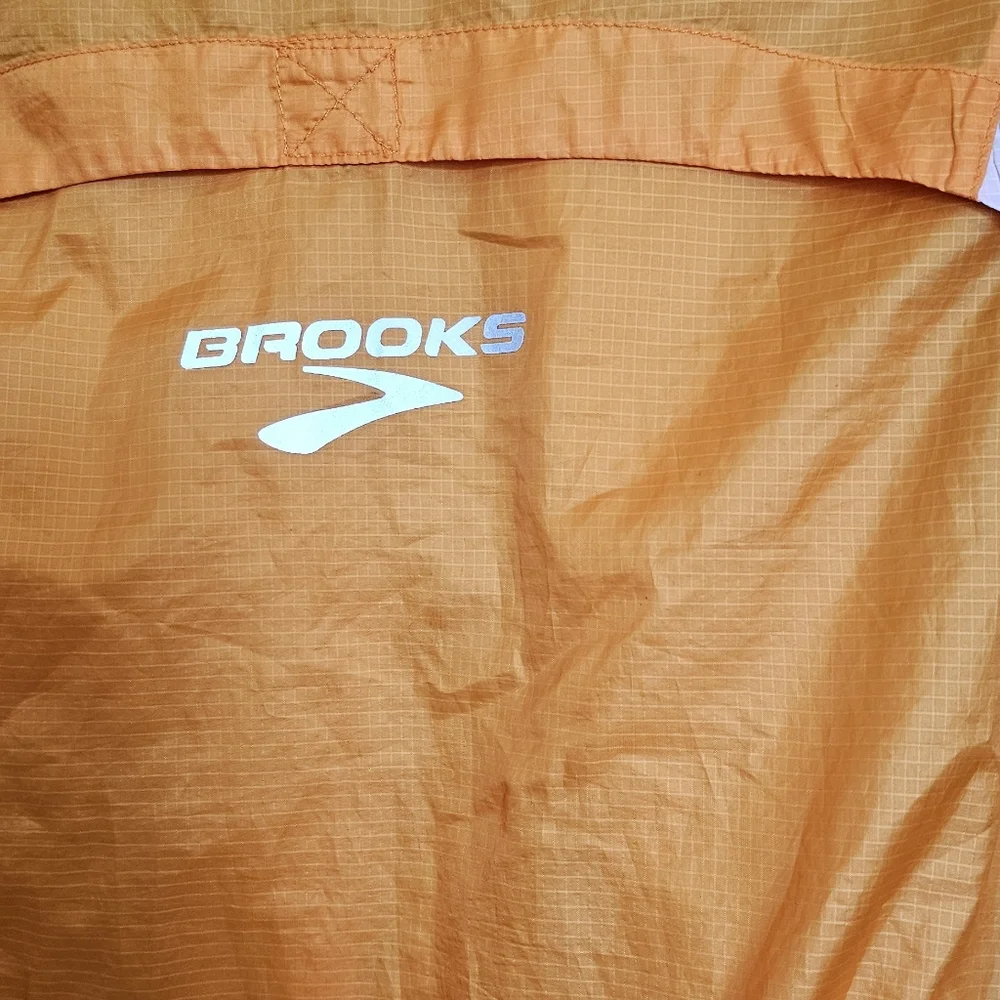 Brooks vivid orange