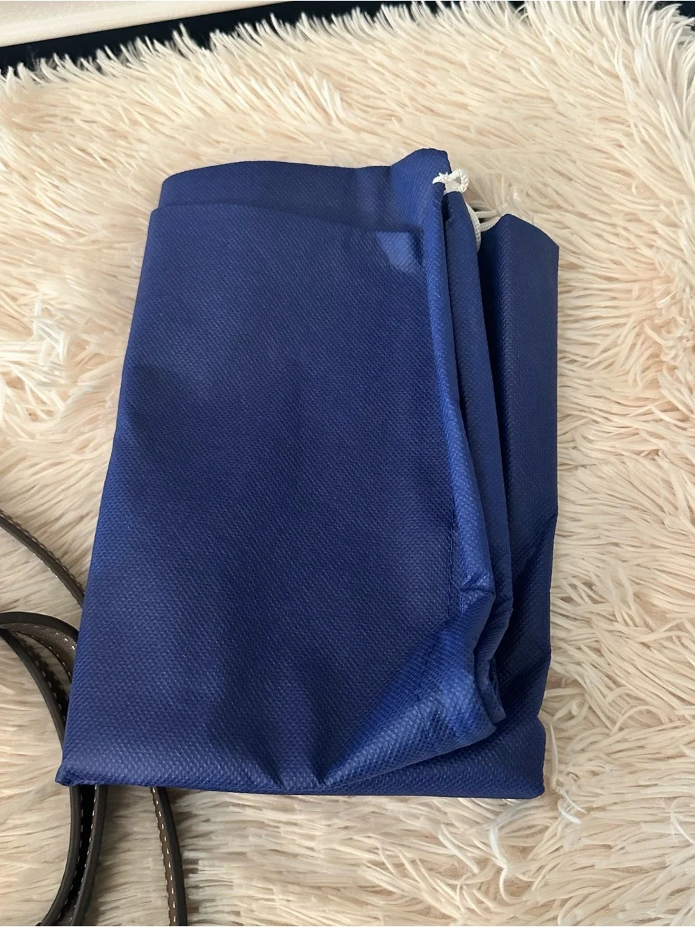 Dooney & Bourke d&b penrose