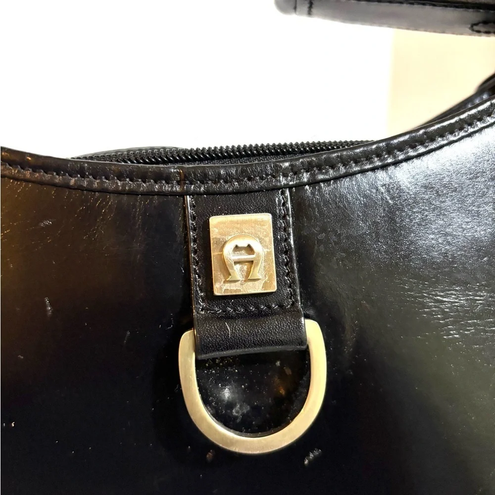 Etienne Aigner elegant black