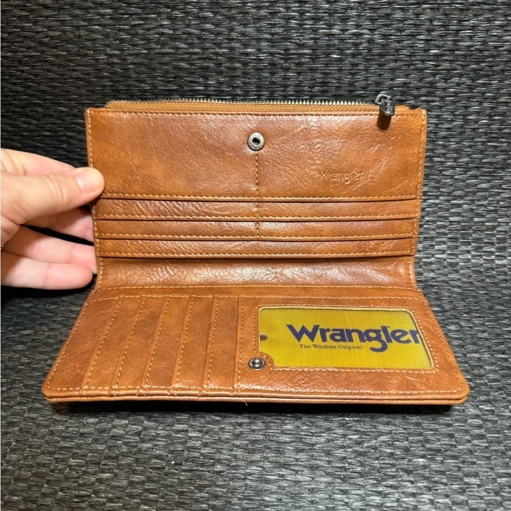 Wrangler chic wallet
