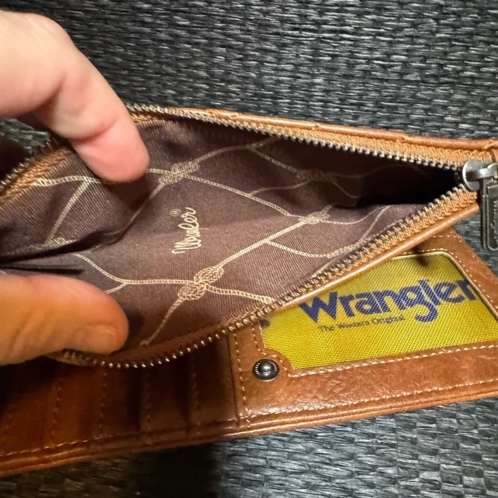 Wrangler chic wallet