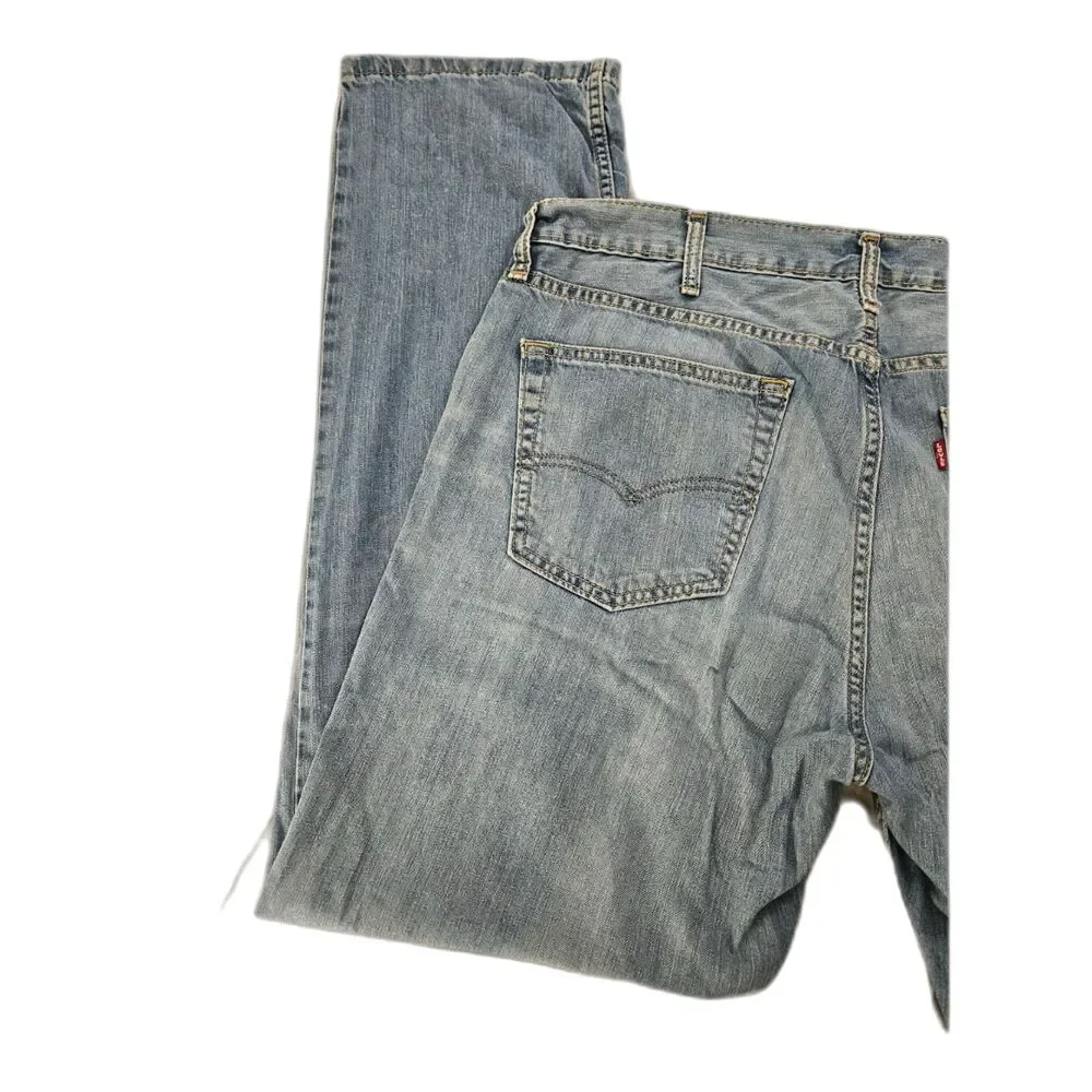 Levis comfortable jeans