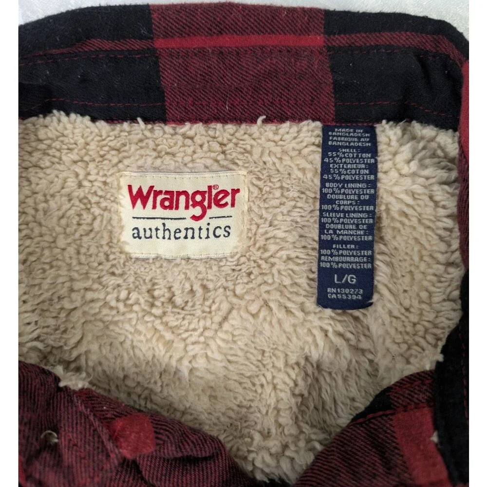 Wrangler Authentics Men’s L Red Black Buffalo Plaid Sherpa Lined Shirt Jacket