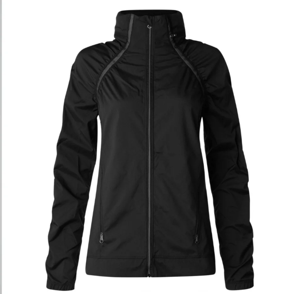 lululemon athletica excellent size