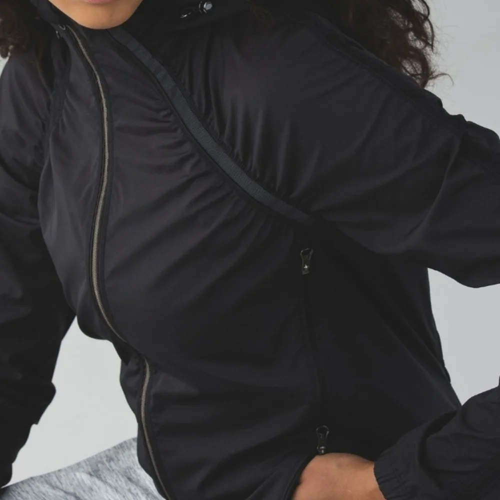 lululemon athletica excellent size