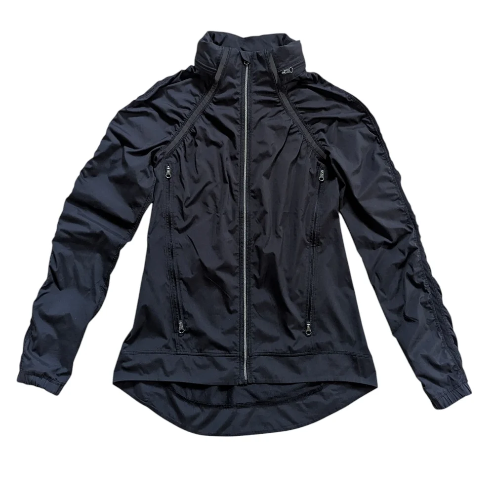 lululemon athletica excellent size