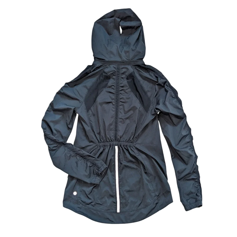 lululemon athletica excellent size